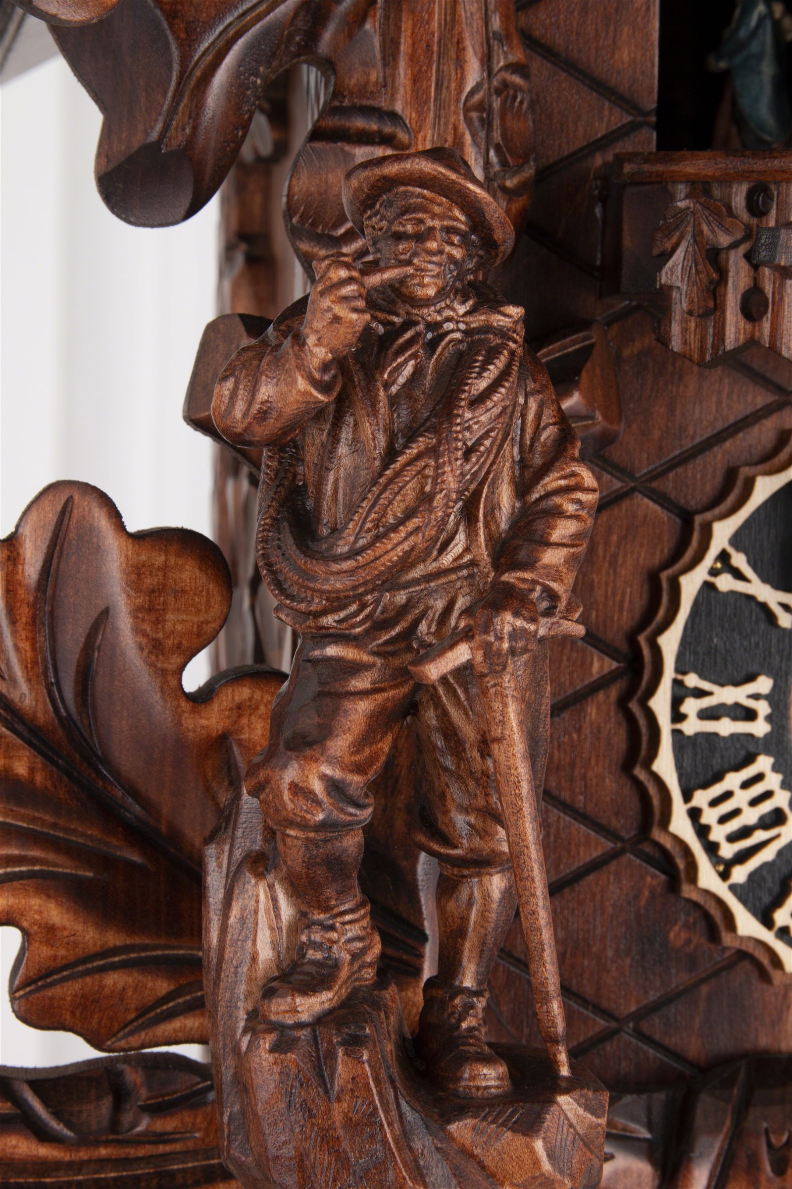 Cuckoo Clock 8-day-movement Carved-Style 41cm by Hönes