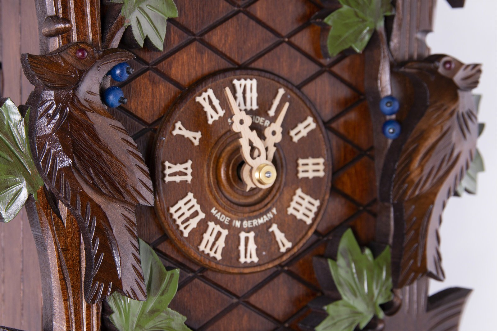 Cuckoo Clock 8-day-movement Carved-Style 32cm by Anton Schneider
