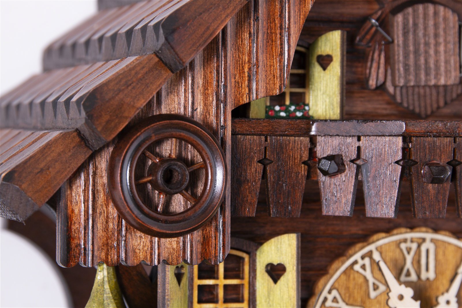 Cuckoo Clock 8-day-movement Chalet-Style 32cm by Hekas